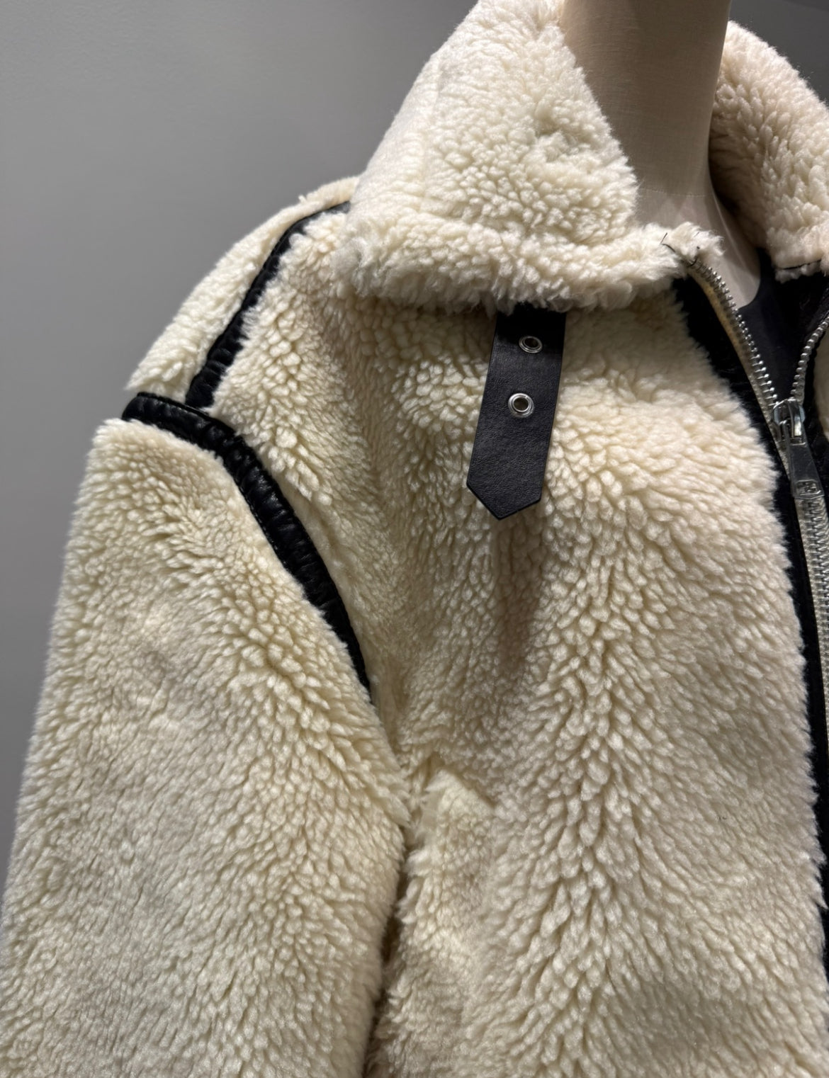 Jacket Teddy Dupe Zara